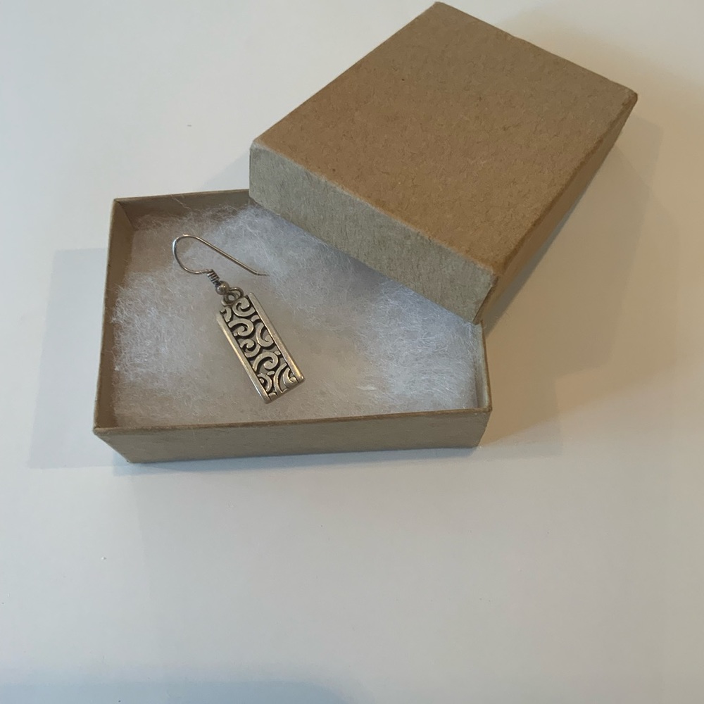 Single Replacement Silpada Filigree eirring